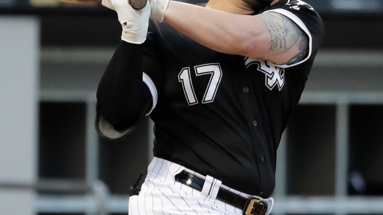 White Sox beat Indians 10-4 for season-high 4th straight win